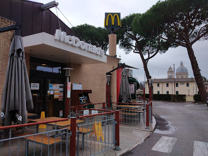 Fast food - McDonald&apos;s Assisi - Italia Delight