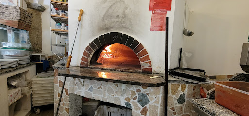 Pizzeria - La Taverna di Pulcinella - Italia Delight