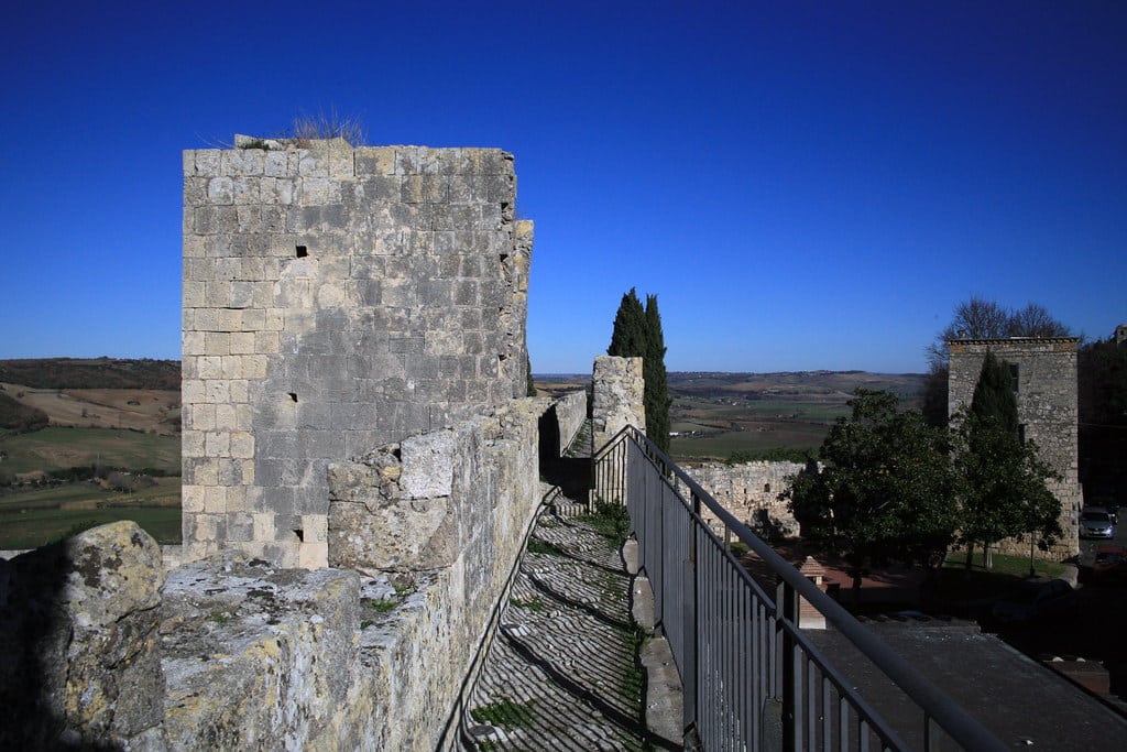 Le Mura di Tarquinia