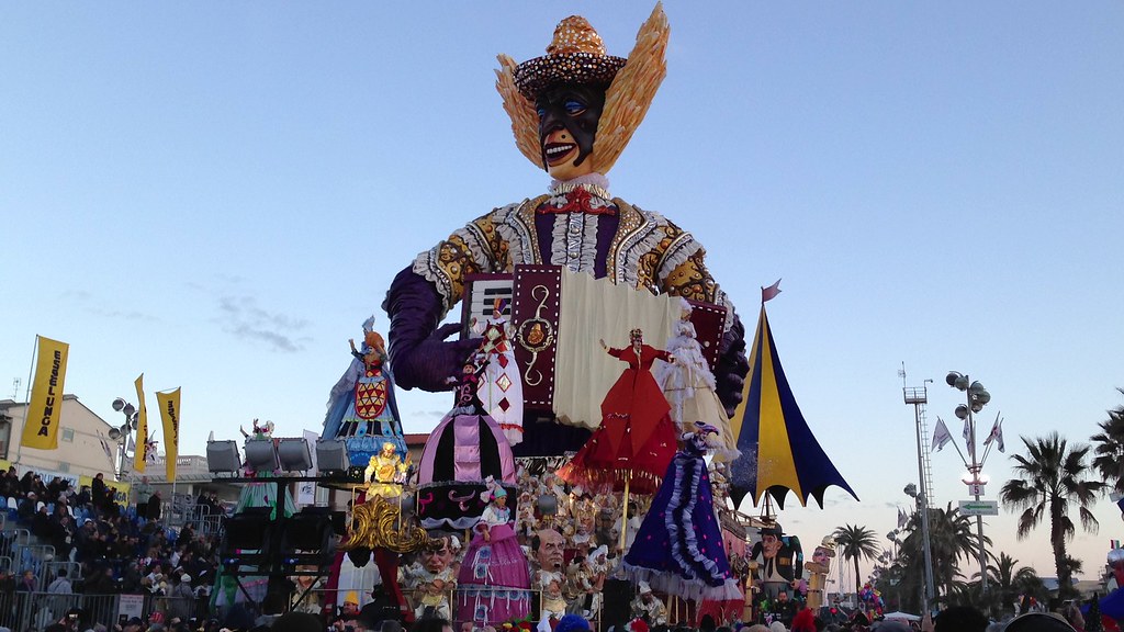 Sfilata del carnevale di Viareggio