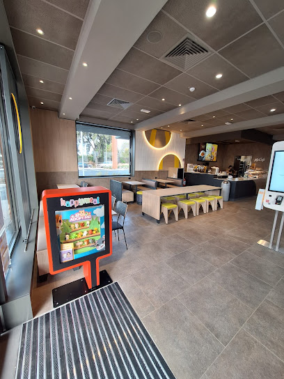 Fast food - McDonald&apos;s Cisterna di Latina Via Nettuno 39 - Italia Delight