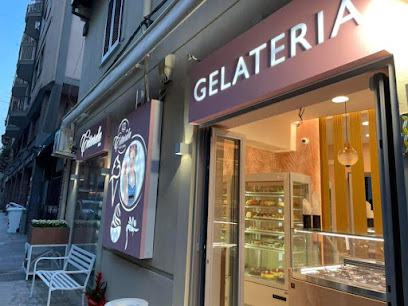 Gelateria - Citarda Gelateria - Italia Delight