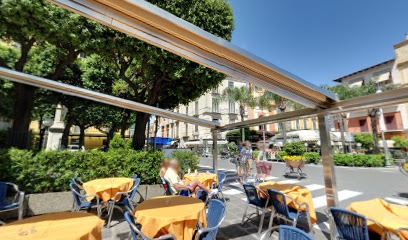 Ristorante - Fauno Bar and Restaurant - Italia Delight