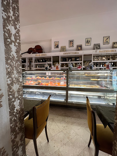 Pasticceria - Dezzutto - Italia Delight