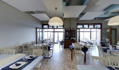 Ristorante di pesce - Romolo al Porto - Italia Delight