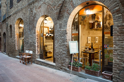 Ristorante - La Vecchia Nicchia di Alessandro Pieragnoli Enoteca - Bruschetteria - Italia Delight