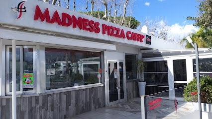 Pizzeria - madness Pizza - Italia Delight