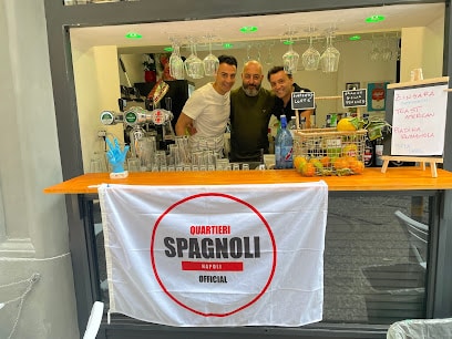 Bar - Hairdressing salon Spagnoli quarters - Italia Delight