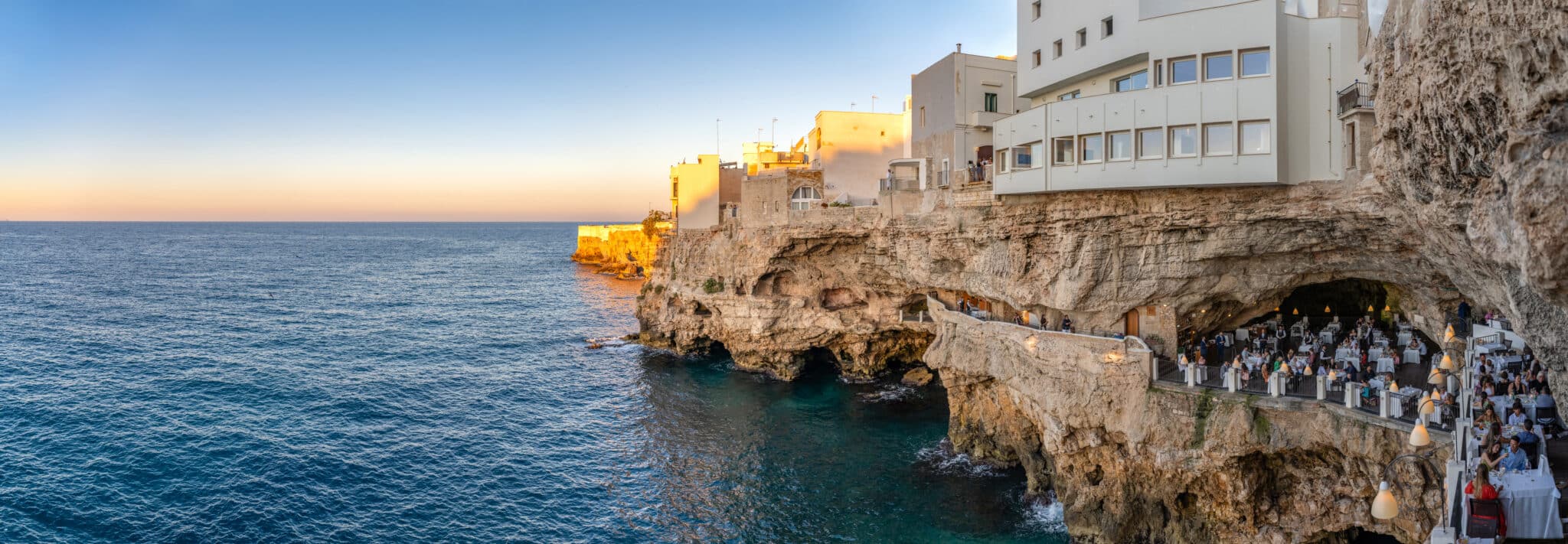 Grotta Palazzese Puglia Polignano A Mare