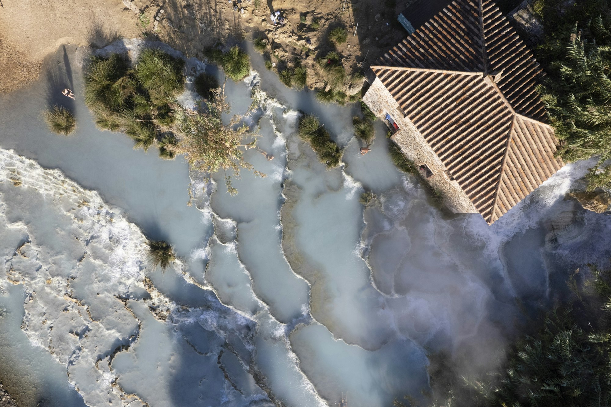 Veduta aerea delle Terme libere di Saturnia Italia