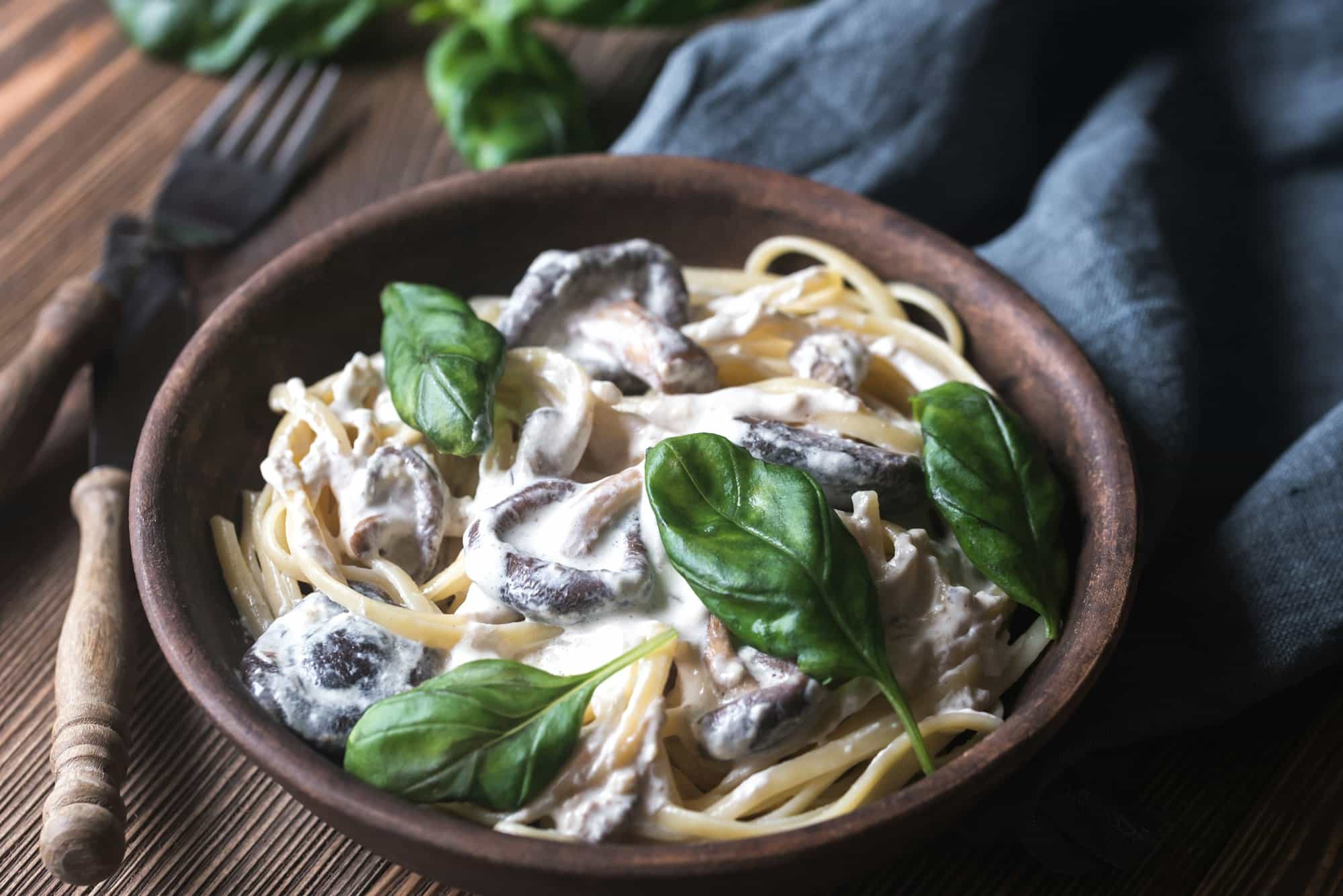 Linguine con formaggio e Funghi