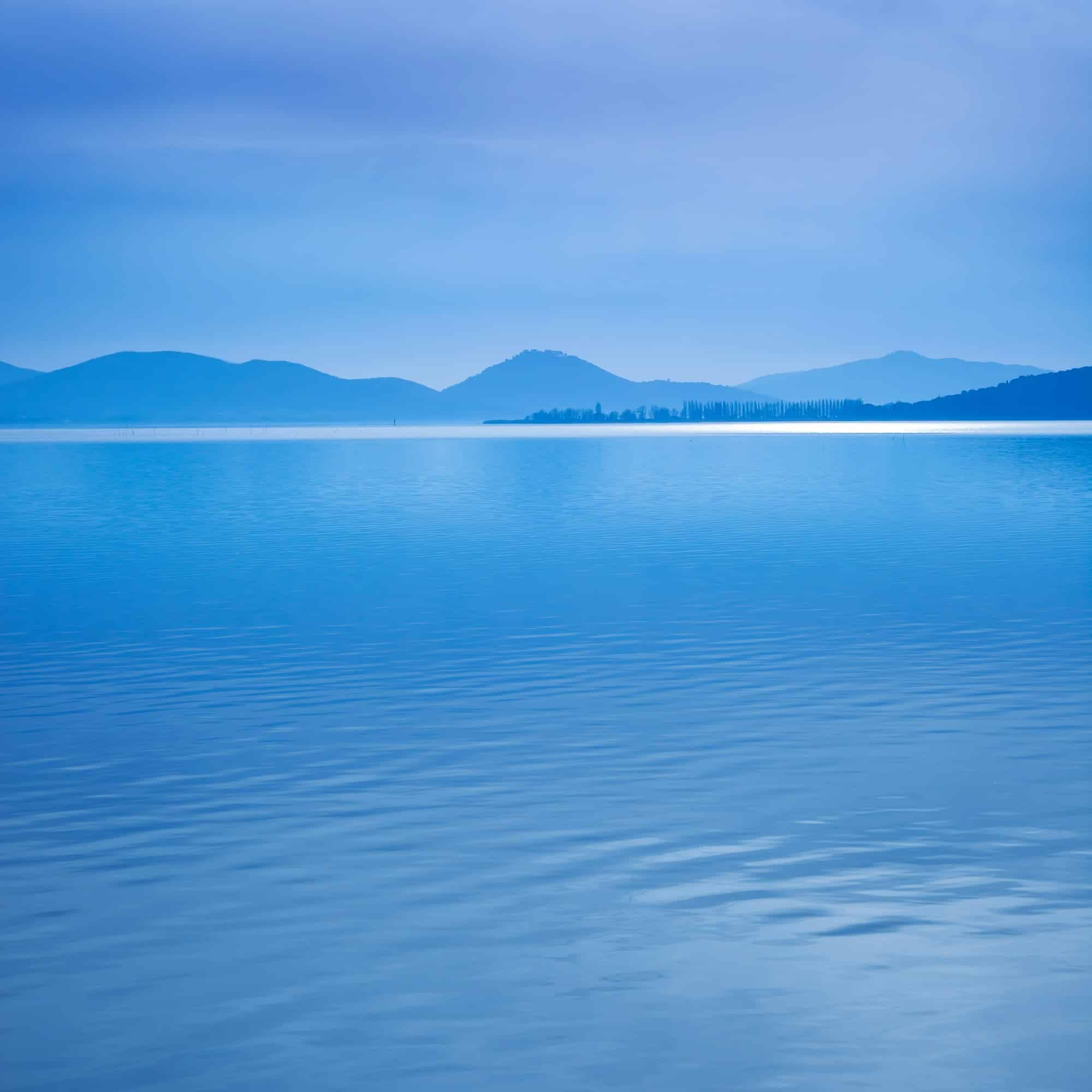 Vista sul lago Trasimeno in Umbria