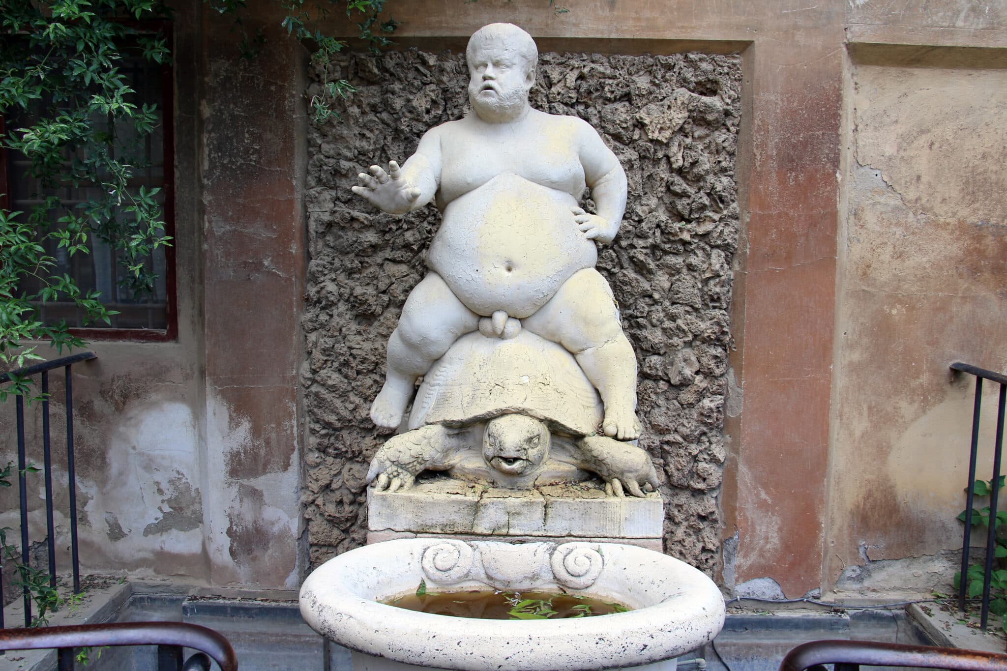 Firenze - Giardino di Boboli Fontana del Bacchino 