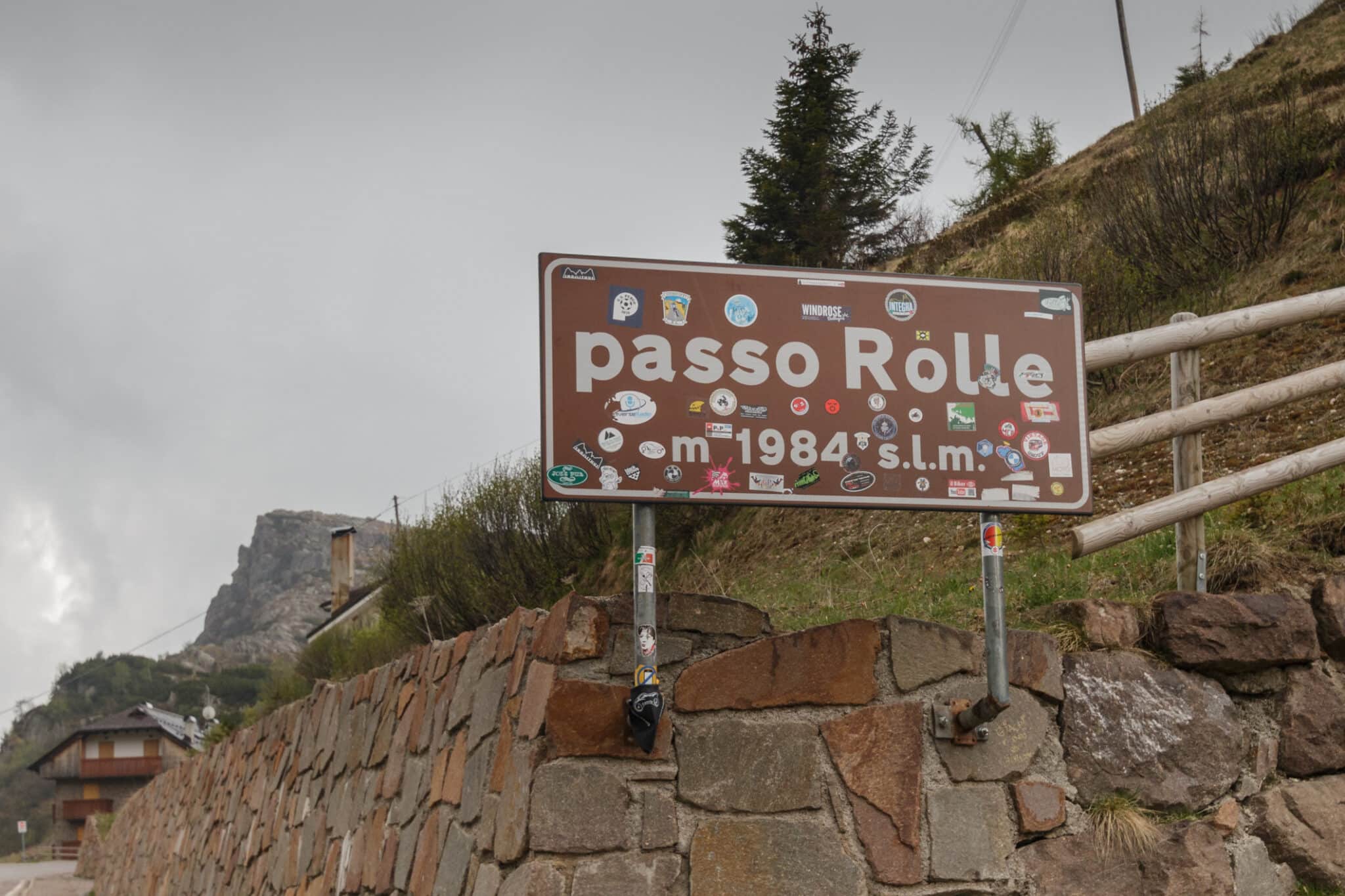 Passo Rolle 1984 Metri