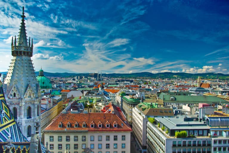 Vista dall'alto del centro di Vienna. Vista panoramica del centro di Vienna dalla cattedrale di Santo Stefano