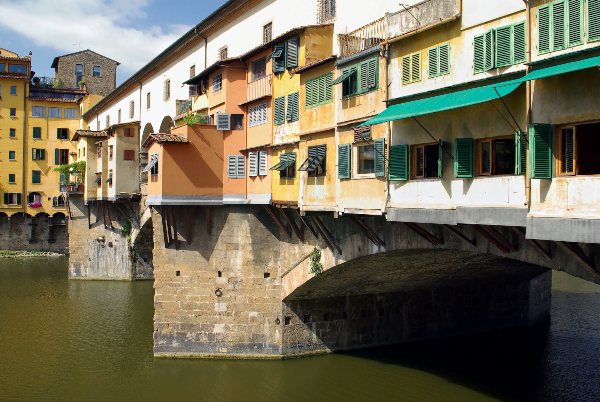 Vista su Ponte Vecchio a Firenze