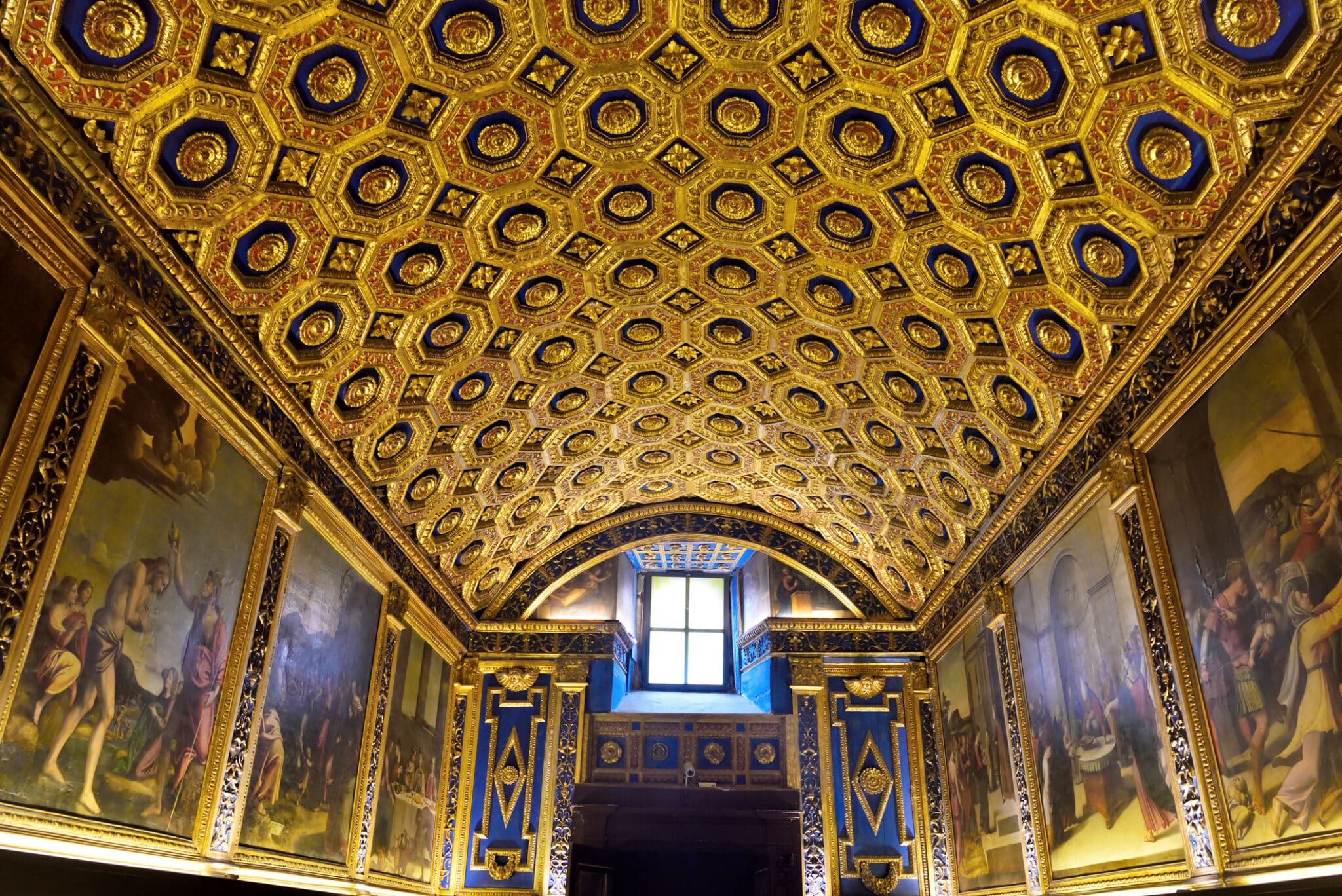 Das Heiligtum der Santissima Annunziata Die Kapelle der Unbefleckten Empfängnis, bekannt als die Goldene Kapelle im Barockstil